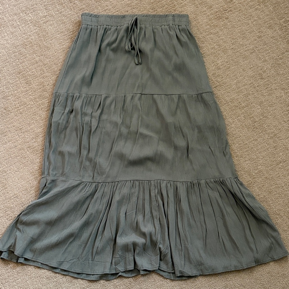 Elegant Women's Skirt